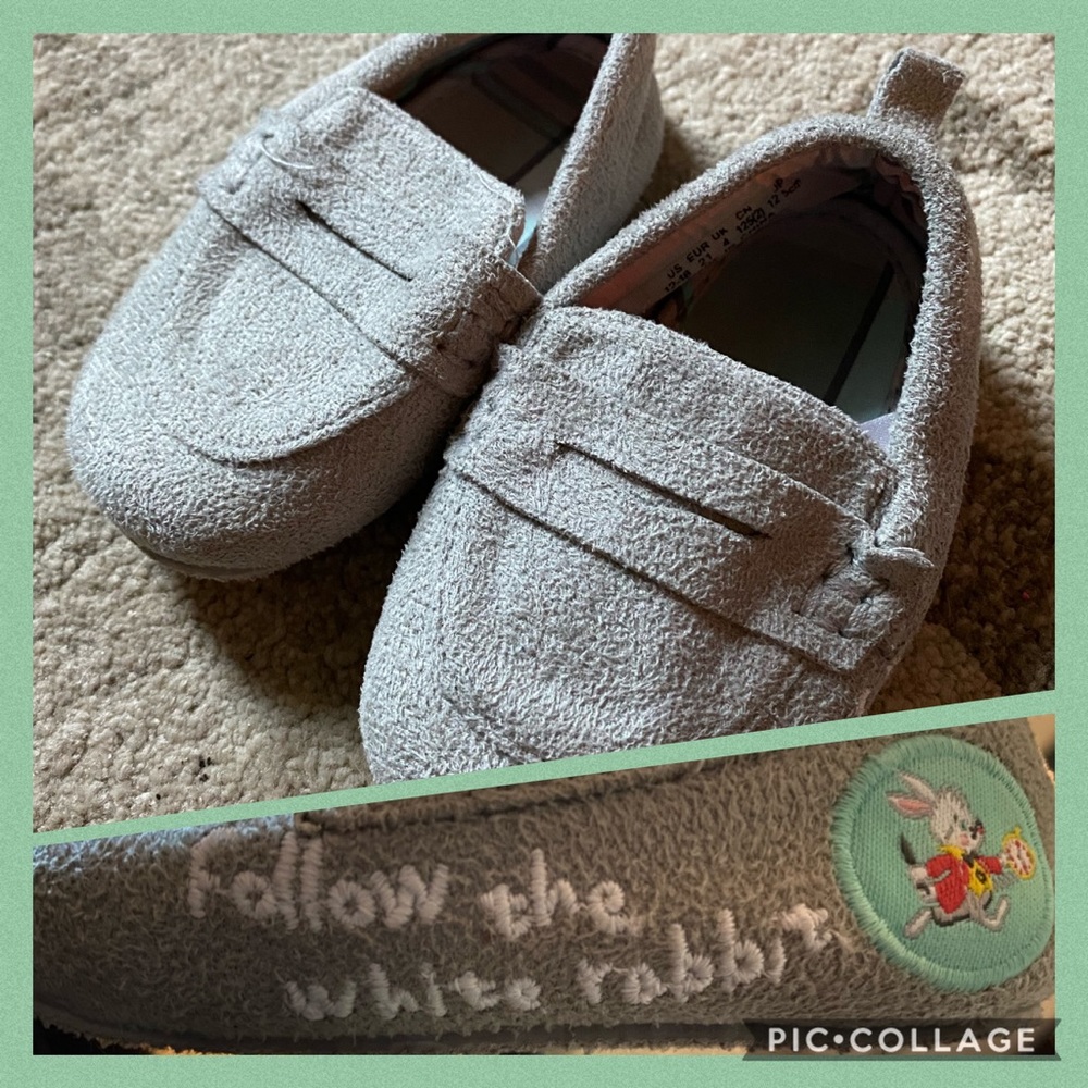 Alice in Wonderland baby shoes